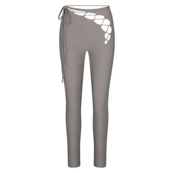 SKIMS | Bold Sultry Mid-Rise Lace Up Tie-Waist Leggings in Chrome | Size 2X - Picture 2 of 8